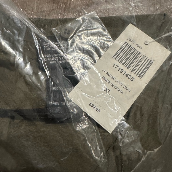 Jurassic Park Maise Tie-Front Top Her Universe Girls Embroidered - Picture 8 of 8